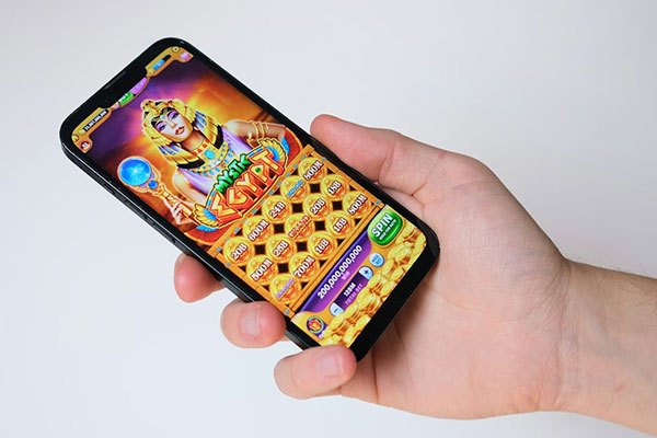 Скачать приложение на Айфон